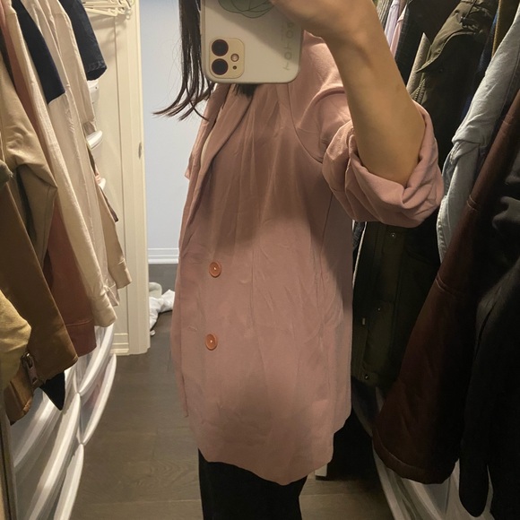 Pink blazer ( suitable for spring) - Picture 3 of 6